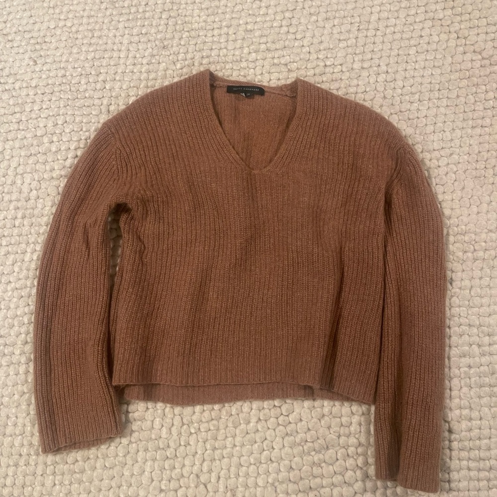 Skull cashmere V-neck sweater size Small